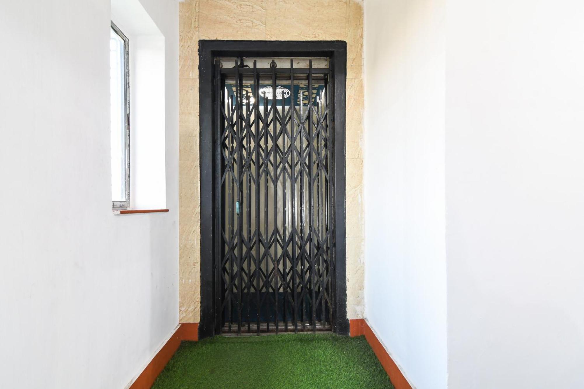 Hotel O Biswa Bangla Sarani 加尔各答 外观 照片